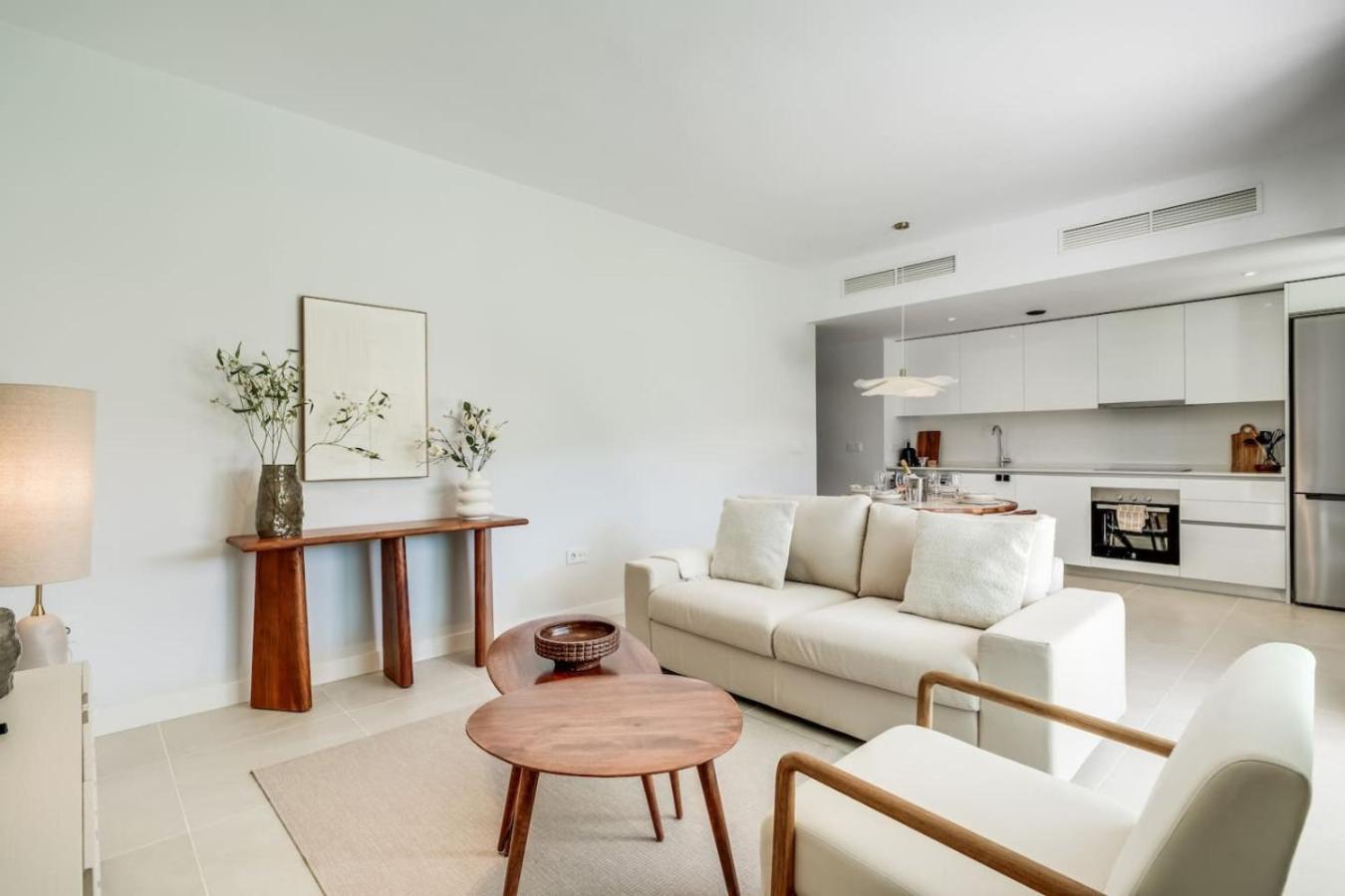 Aranya - With Spacious Private Terrace Apartamento *